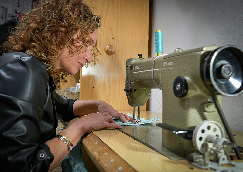 Arreglos de Ropa y Vestidos de Fiesta en Sant Boi de Llobregat – Punto y Aparte